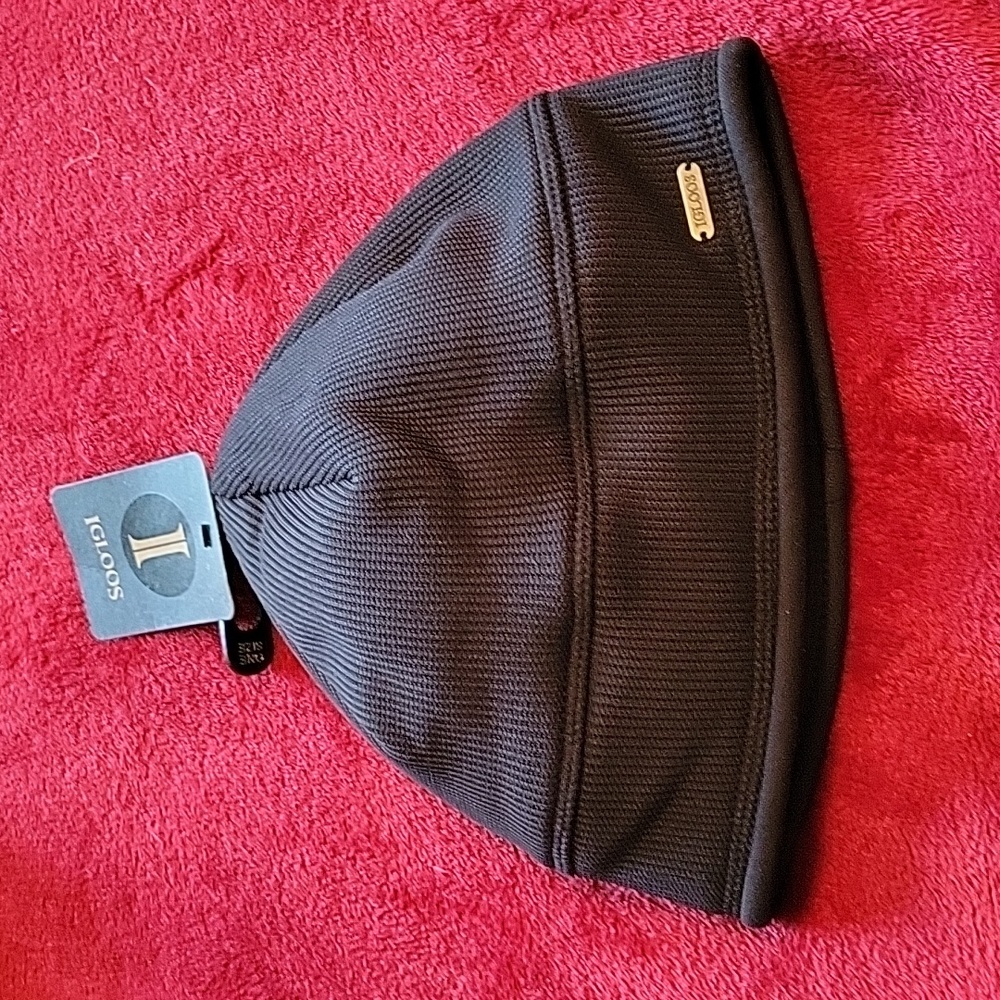 IGLOOS UNISEX ONE SIZE Black Ribbed warm HAT NWT